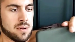 Step-brother caught me heeding well-pleased porn!