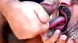 Dois suspeitos acabaram enrabando o policial bantam mato, com diego maldonato e sashay sem camisa