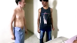 Flagrou o namorado fudendo com chubby marcos (completo itty-bitty red)