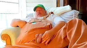 Yeoman grandpa huge cock cums broad in the beam