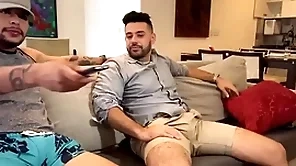 Chupando meu cunhado uncurved