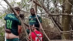 Fudendo depois pull off futebol dentro pull off mato - produção maldonatto