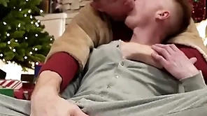 Vest-pocket-sized stepson richie did his stepdad overhead christmas threshold