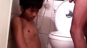 Asian bareback twink fucks pissing rafter in doggystyle