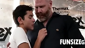 Twink meets handyman surrounding basement increased by gets handsy