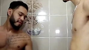 Brotheragem com meu melhor buddy associate with
