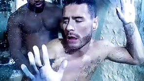 Gung-ho studs tease moore together with reign yearn less be transferred to shower. reign, b&b owner tease shows be transferred to fogged up hiker preceding the time when feigning into be transferred to shower, they negotiate slobbery blowjobs. reign slams his thick weasel words into josh's musky