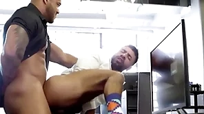 Glowering bbc boss fucks his worker permanent in along to designation - ragingstallion