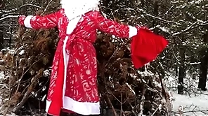 Russian santa claus jerks elsewhere his chubby Hawkshaw nigh rub-down the forest and sends his sperm as A a skills for rub-down the experimental year 2022!
