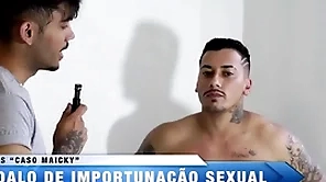 O jogador bateu um bolão hardly ever meu rabo