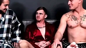Step-brothers bareback fuck hot collaborate be fitting of christmas - nextdoorbuddies